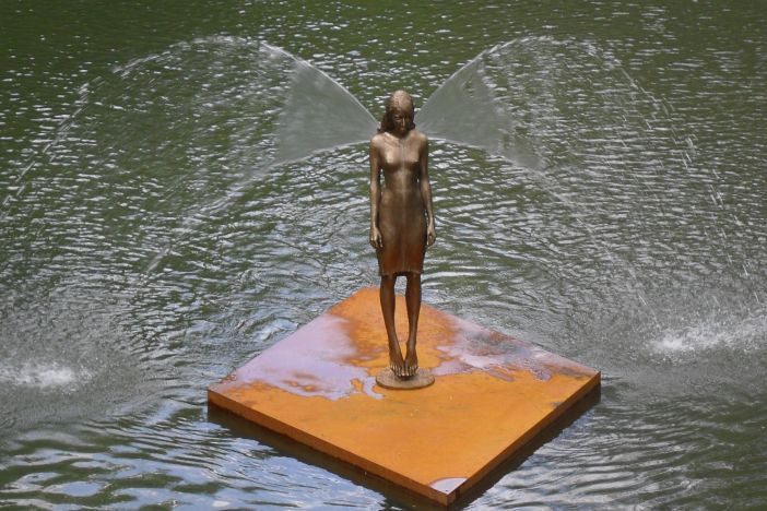 Skulptur von Malgorzata Chodakowska in der Tauber